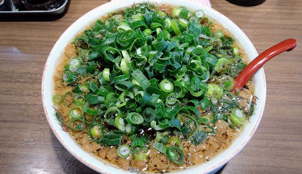 「中華そば(味濃いめ)＋ネギ増し」@麺や 太華 横浜橋店の写真