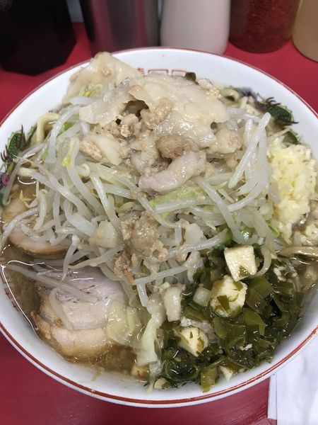「ラーメン豚入り」@ラーメン二郎 湘南藤沢店の写真