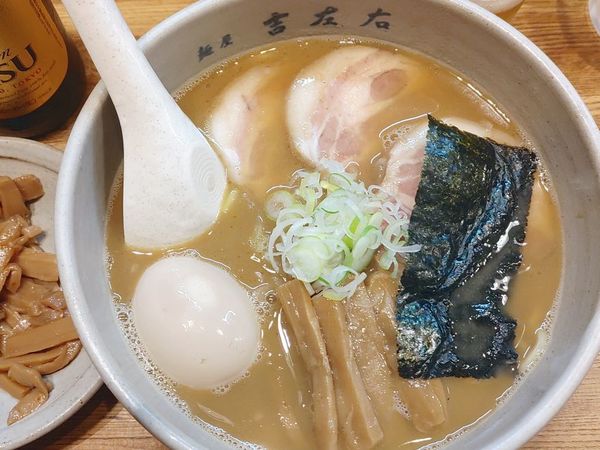 「味玉らーめん＋チャーシュー＋その他」@麺屋吉左右の写真