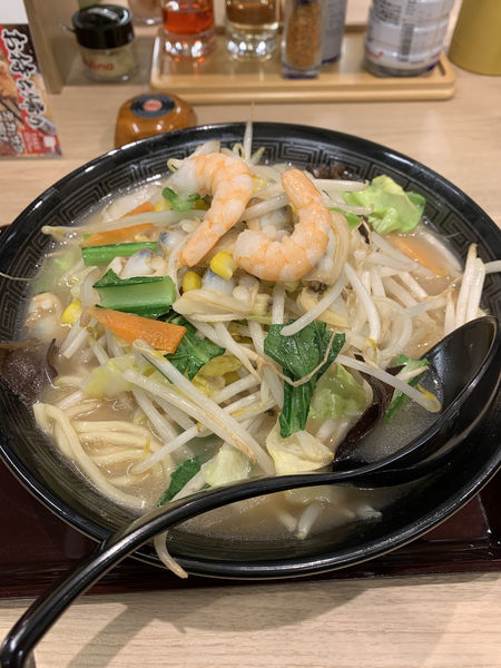 「海鮮タンメン(ちゃんぽん風)大盛り980円」@埼玉タンメン 山田太郎 川島インター店の写真