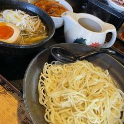 炒め野菜つけ麺（しお）＋チビチャーシュー丼¥950