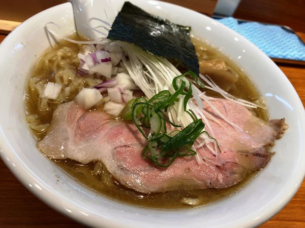 「焼きあご煮干し塩らぁめん（大盛）」@焼きあご煮干しらぁめん はなかぜの写真