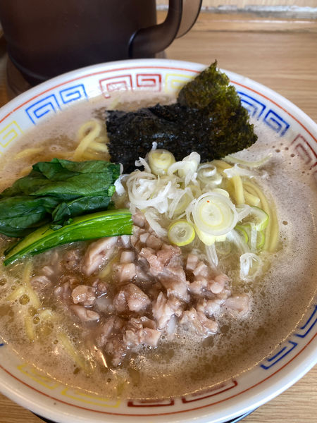 「濃厚中華そば」@スタミナ中華ソバ とみ坂の写真