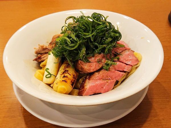 「西洋式鴨南和えそば」@稲荷屋の写真