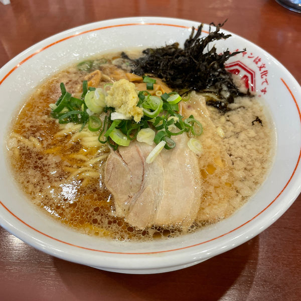 「背脂生姜醤油ラーメン半チャーハンセット」@ラーチャン専門 我武者羅 橋本店の写真