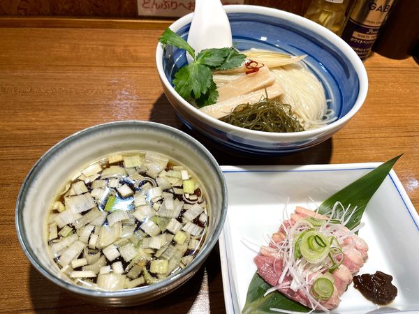 「【限定①】昆布水に浸った鴨つけそば 大盛￥1140」@寿製麺よしかわ 川越店の写真