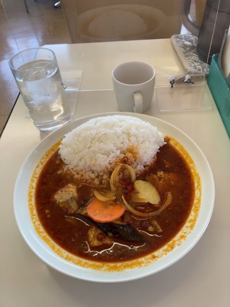 「インドポークカレー　大盛　950円」@カレーとパスタの店 みみかの写真