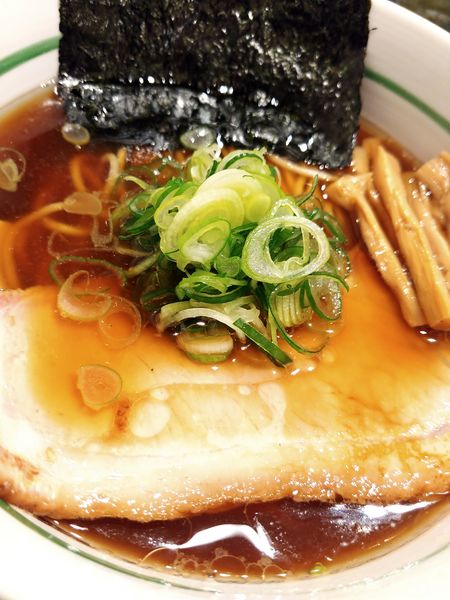 「らーめん正油」@仲吉荘の写真