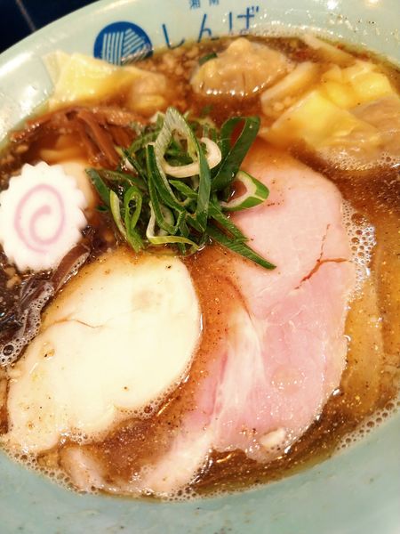 「イカ煮干しらぁ麺」@湘南しんばの写真