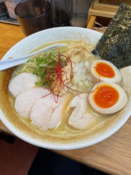 「特製鶏白湯ラーメン（大盛）」@麺匠ようすけ 鶏煮亭の写真