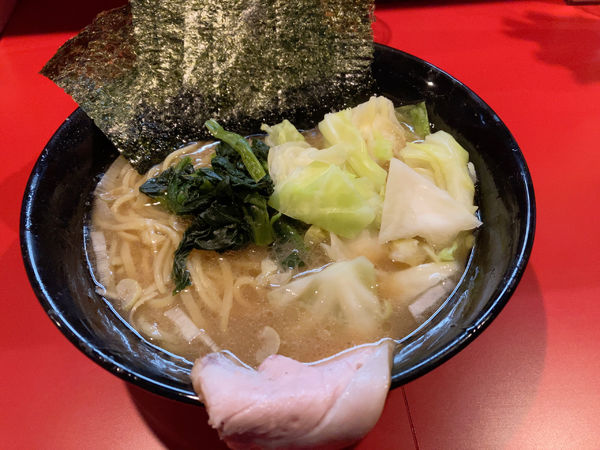 「キャベツラーメン」@ラーメン 矢口家の写真