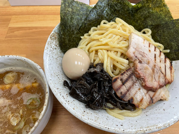 「全部のせつけ麺　大盛」@つけ麺・ら〜めん 辰寅 宗像店の写真
