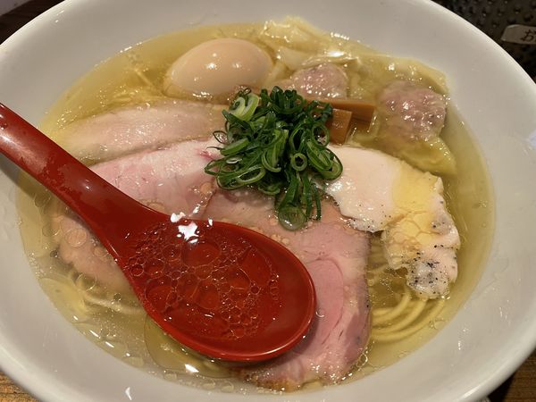 「特製塩ラーメン　1,450円」@麺屋 翔 西新宿本店の写真