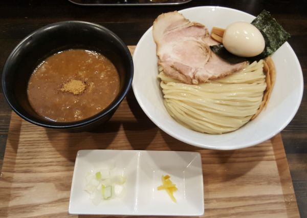 「鶏白湯魚介つけめん醤油大盛」@鶏だしらーめん 零SENの写真