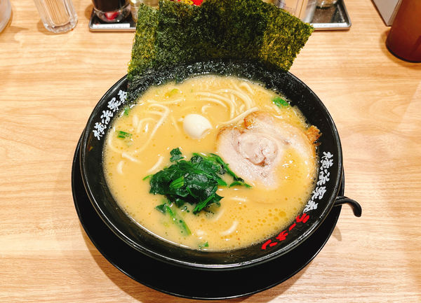 「ラーメン(醤油)」@横浜家系ラーメン 有楽家 共和店の写真