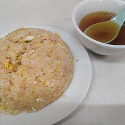 ミニチャーハンセット（ギョーザ）　１０００円　※