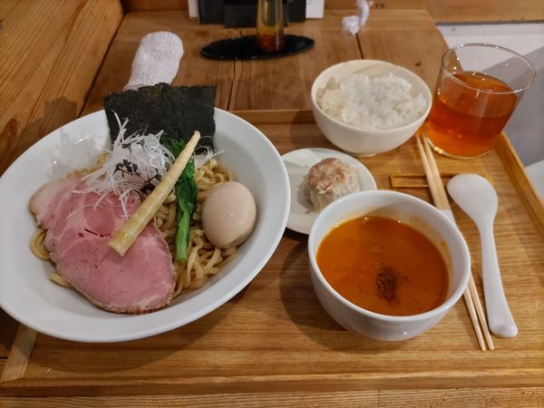 「オマール海老濃厚味噌ビスクつけ麺(大盛)·ごはん·焼売」@清湯豚骨白醤油拉麺 LABO麺の写真