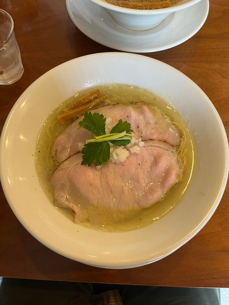 「牡蠣と蜆塩そば 890円」@中華そば 先崎の写真