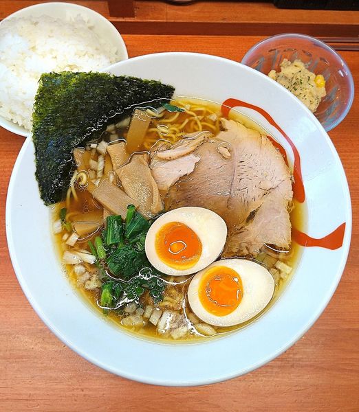 「(限定) 青春と言う名のラーメン 820円」@らーめん・油そば 笑びすの写真