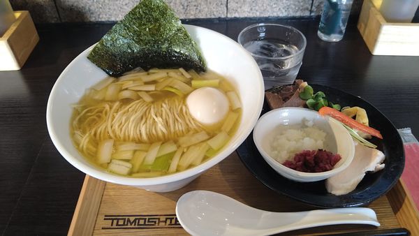 「特選鶏塩¥1000-」@トモシビの写真