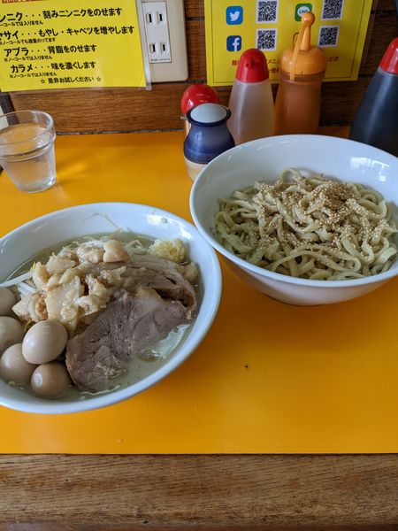 「ラーメン（少なめ・塩）＋つけめん＋うずら味たま」@ラーメンエース 八王子店の写真