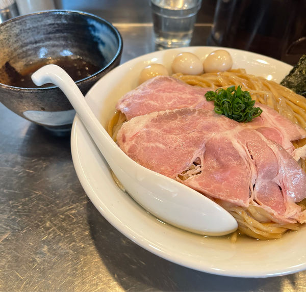 「淡麗煮干黄金昆布水つけ蕎麦　特盛　海苔トッピング」@さんじの写真