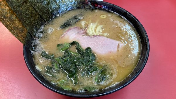 「ラーメン」@ラーメン杉田家の写真