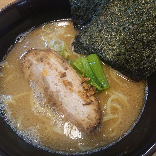 「豚骨醤油らーめん(硬め)780円」@麺屋 達 古沢店の写真