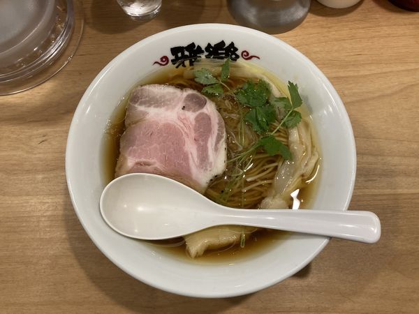 「生揚げ醤油らーめん」@らーめん 雅楽 GARAKUの写真