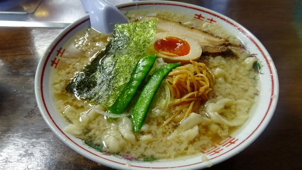 「朝ラー（太麺）５００円」@中華そば 太平楽 六丁の目店の写真