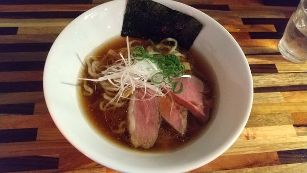 「鴨醤油ラァ麺1000円」@雲のきれまの写真