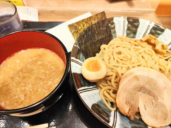 「魚介豚骨つけ麺（中盛）」@麺処 山百合 中央自動車道 石川PA(上り)店の写真