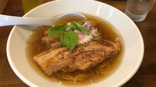 「煮干しらぁ麺　白」@つけ麺 弐☆゛屋の写真