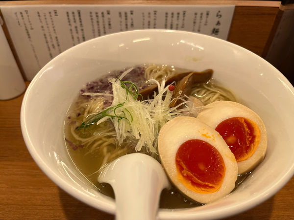 「ポルチーニ茸薫る塩らーめん」@らぁ麺 時は麺なりの写真