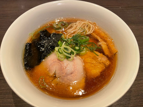 「らぁ麺1000円」@支那そばや 本店の写真