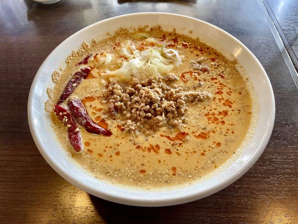 「キリンラガービール+紹興酒+獅丸餃子+ザーサイ→白胡麻担々麺」@餃子や 獅丸の写真