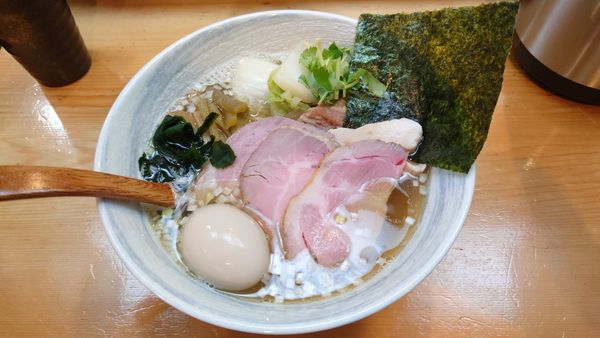 「特製いりこそば 980円 + ネギチャーシュー丼 350円」@讃岐ラーメン 香麦の写真