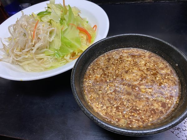 「坦々味噌つけ麺」@中国手打拉麺 馬賊 浅草本店の写真