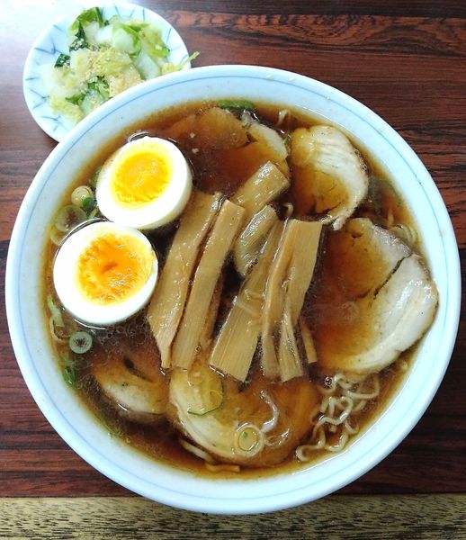 「焼豚麺 830円＋茹で卵 30円」@真砂そばの写真