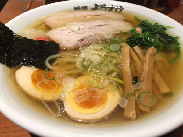 「味玉醤油ラーメン」@麺屋 ようすけ 東京ラーメンストリート店の写真