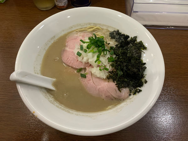 「にぼとん800円+和え玉200円」@煮干し中華そば 魚魚の写真