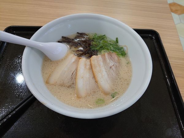 「白丸」@IPPUDO NOODLE EXPRESS 静岡SA店の写真