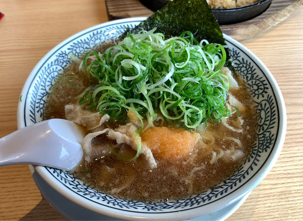 「ねぎ肉そば　替え玉」@丸源ラーメン 稲城平尾店の写真