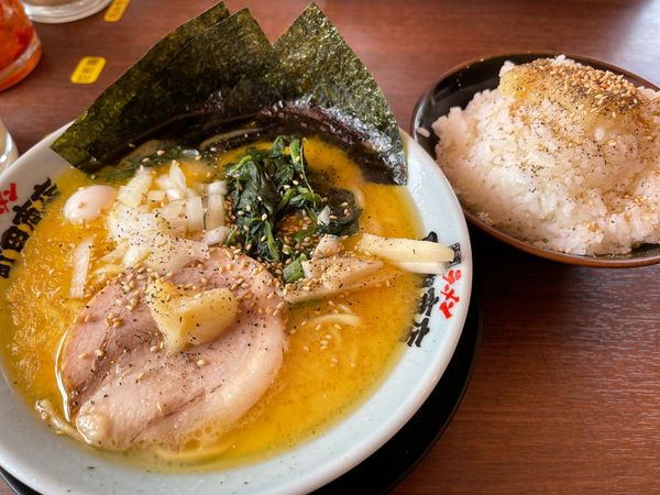「ラーメン＋大ライス」@岩槻商店の写真
