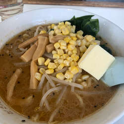 味噌バターラーメン