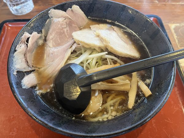 「デラックスちゃあしゅう麺（醤油味）」@ちゃあしゅう屋 新白河店の写真