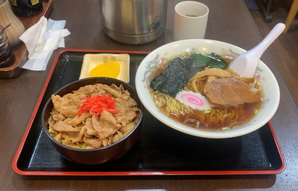 「ショウガ焼き丼セット」@中華料理 大井楼の写真
