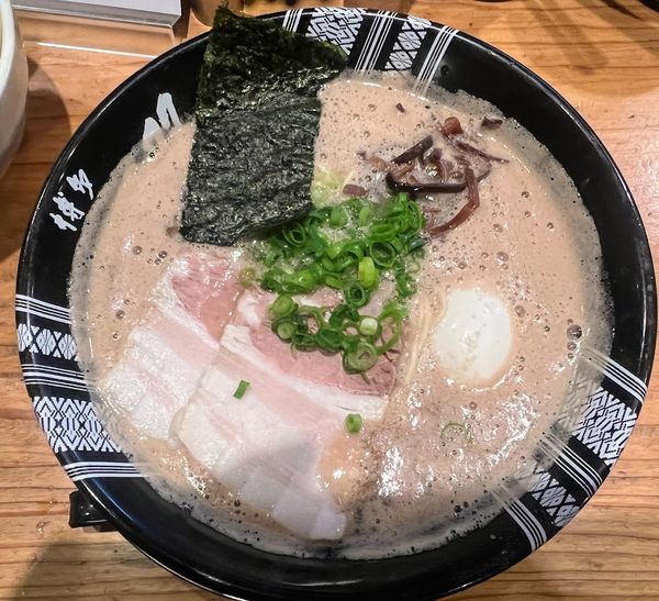 「味玉ラーメン」@博多一双 祇園店の写真