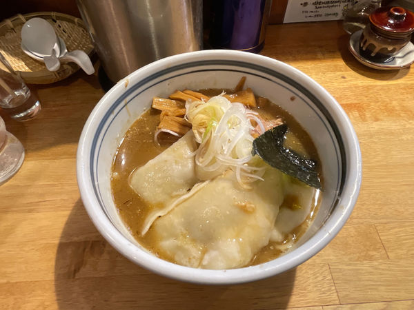 「めんまらーめん(水餃子トッピング)」@こうかいぼうの写真