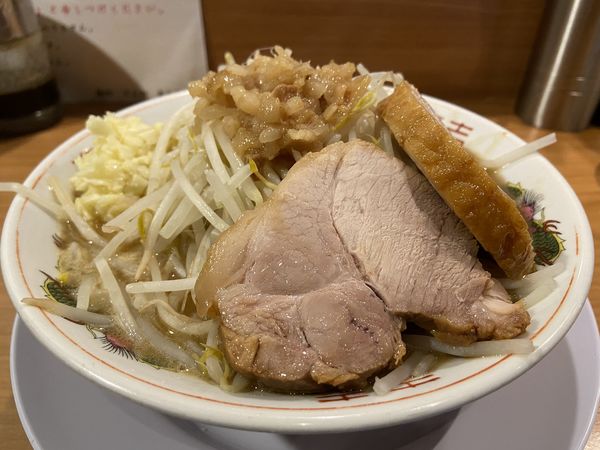 「小らーめん（ﾔｻｲちょいﾏｼ ﾆﾝﾆｸﾏｼ ｱﾌﾞﾗﾏｼ）」@麺処 ほん田 東十条店の写真